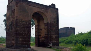 GATE OF OLD FORT GATE OF OLD FORT